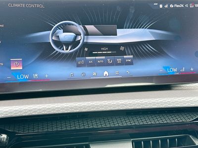 2026 BMW 4 Series — photo 13 view