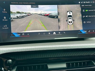 2026 BMW 4 Series — photo 11 view