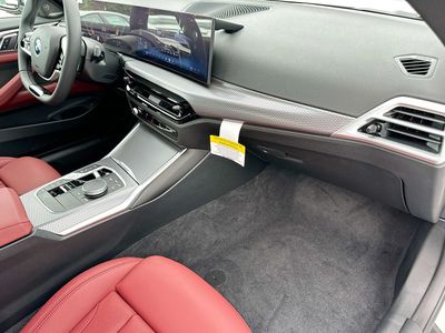 2026 BMW 4 Series — photo 24 view