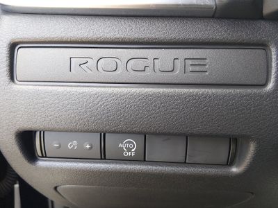 2024 Nissan Rogue — photo 13 view