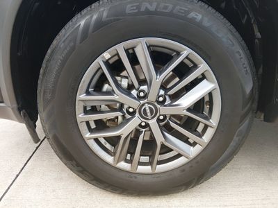 2024 Nissan Rogue — photo 10 view