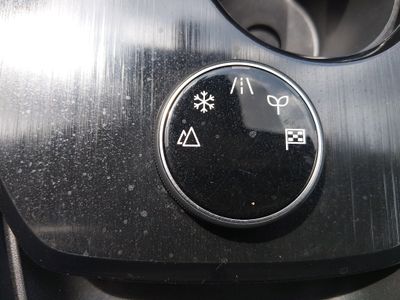 2024 Nissan Rogue — photo 16 view