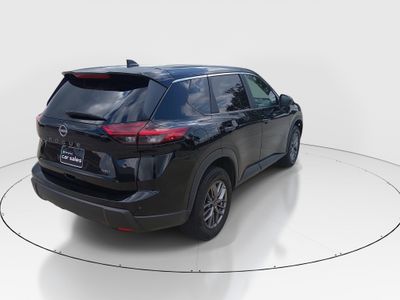 2024 Nissan Rogue — photo 7 view