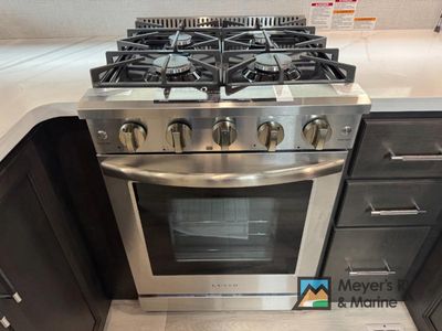 2026 Keystone RV Alpine — photo 7 view