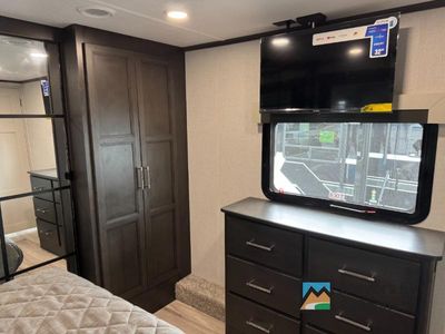 2026 Keystone RV Alpine — photo 18 view