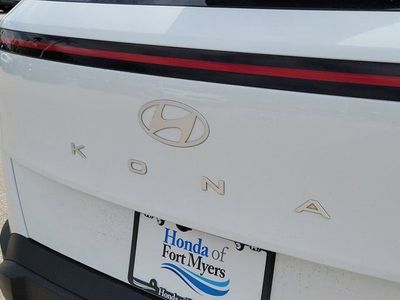 2024 Hyundai Kona — photo 10 view