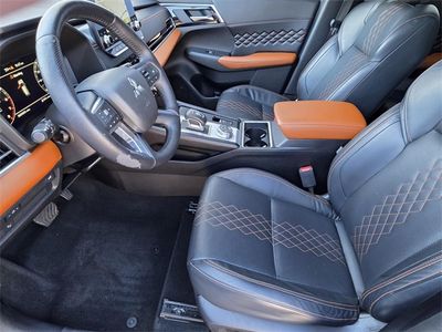 2022 Mitsubishi Outlander - Photo 6