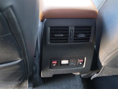 2022 Mitsubishi Outlander - Photo 12