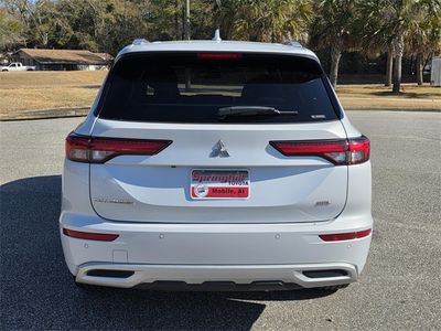 2022 Mitsubishi Outlander - Photo 3