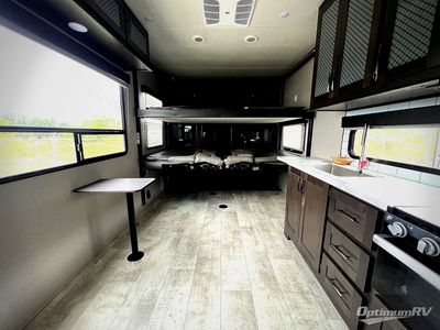 2022 Grand Design Momentum G-Class - Photo 4