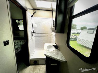 2022 Grand Design Momentum G-Class - Photo 19