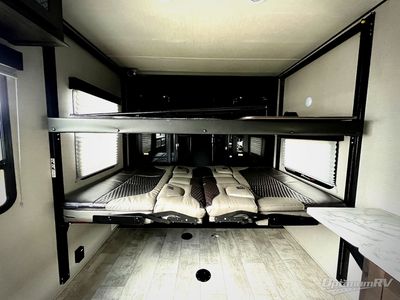 2022 Grand Design Momentum G-Class - Photo 6
