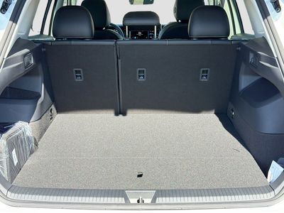 2026 Volkswagen Tiguan - Photo 11