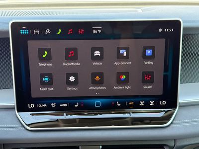 2026 Volkswagen Tiguan - Photo 32