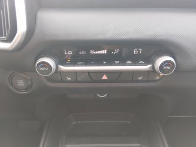 2025 Mazda CX-50 - Photo 17