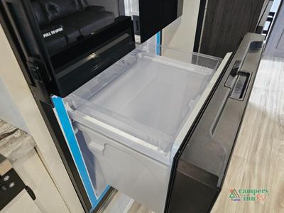 2026 Venture RV Campbound Platinum - Photo 29