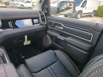 2026 Ram 1500 — photo 17 view