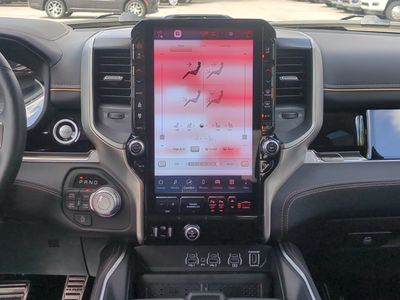 2026 Ram 1500 — photo 18 view