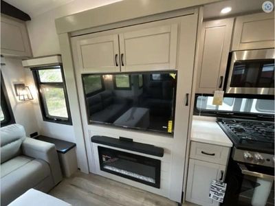 2026 Jayco North Point — photo 14 view