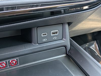 2025 Lexus NX — photo 31 view