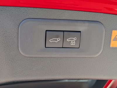 2025 Lexus NX — photo 14 view