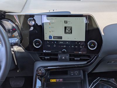 2025 Lexus NX — photo 20 view