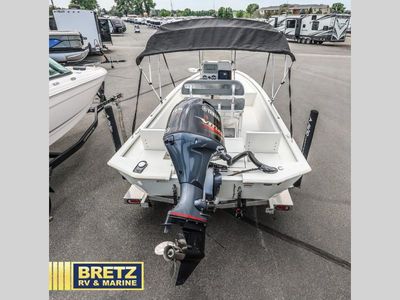 2022 Avid Boats Avid — engine compartment view