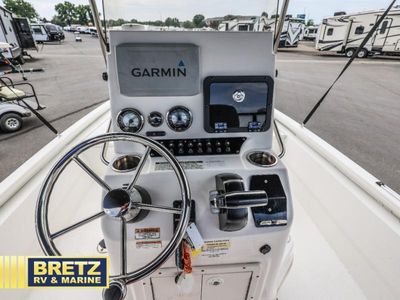 2022 Avid Boats Avid — photo 12 view