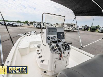 2022 Avid Boats Avid — photo 11 view