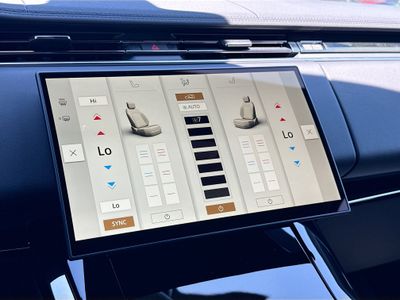 2026 Land Rover Range Rover Sport — photo 33 view