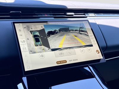 2026 Land Rover Range Rover Sport — photo 32 view