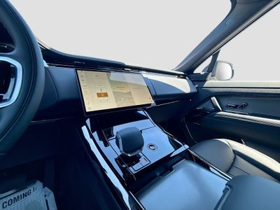 2026 Land Rover Range Rover Sport — photo 27 view