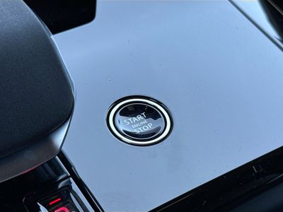 2026 Land Rover Range Rover Sport — photo 35 view