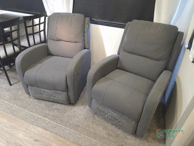 2022 Forest River RV Vibe — photo 43 view
