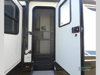 2022 Forest River RV Vibe — photo 12 view