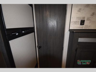 2021 Forest River RV Ozark — photo 27 view