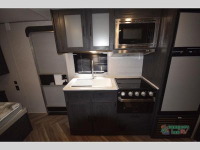 2021 Forest River RV Ozark — photo 21 view