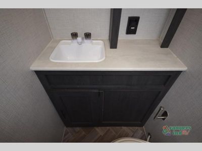 2021 Forest River RV Ozark — photo 31 view
