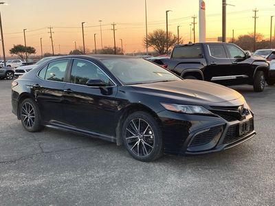 2023 Toyota Camry - Photo 3