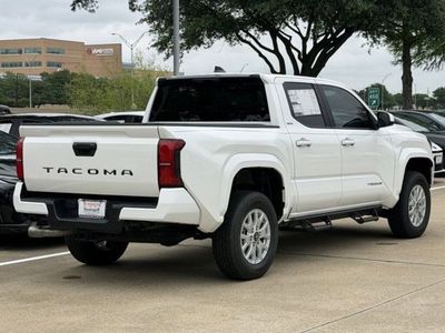 2026 Toyota Tacoma - Photo 4