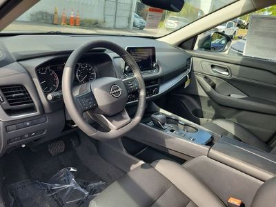 2026 Nissan Rogue — photo 7 view