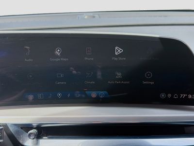 2024 Cadillac LYRIQ - Photo 14