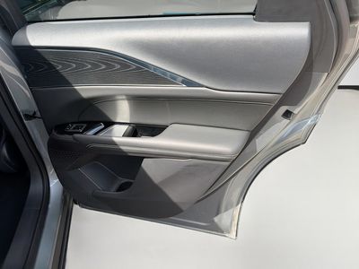 2024 Cadillac LYRIQ - Photo 31