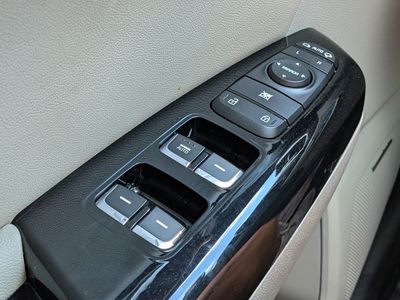 2020 Kia Sportage — photo 21 view