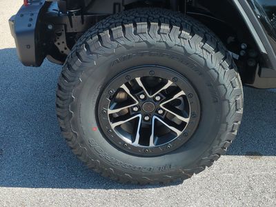 2026 Jeep Wrangler - Photo 11