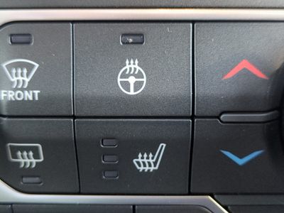 2026 Jeep Wrangler - Photo 26