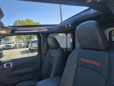 2026 Jeep Wrangler - Photo 21