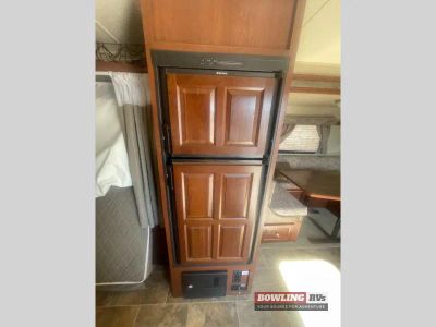 2015 Rockwood Roo 233S — photo 16 view