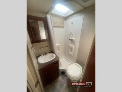 2015 Rockwood Roo 233S — photo 17 view
