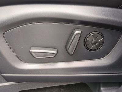 2026 Ford Explorer — photo 22 view